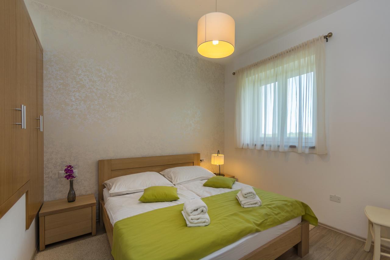 Bed&Breakfast Daniela Veleniki Eksteriør billede
